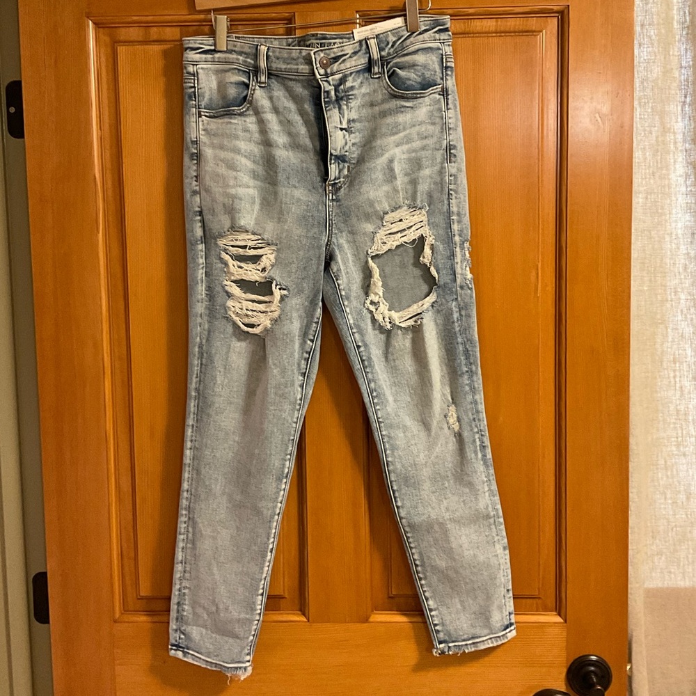NWT NEW American Eagle distressed jeans denim size 16 33 highest rise